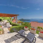 Apartment Luxury Sobra
