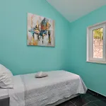 Luxury Sobra
