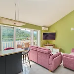 Luxury * Sobra